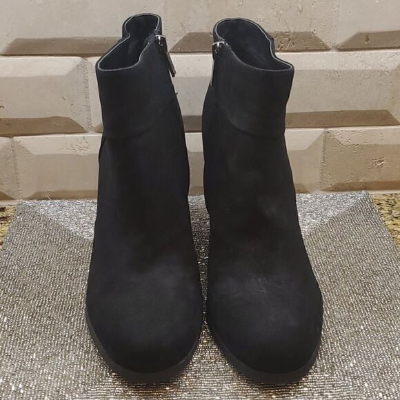KENNETH COLE "Might Be" Black Booties - Size 10 - Picture 2 of 11